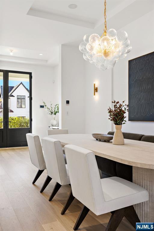 11 Stone Bridge Court