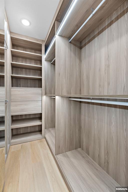 2 Stone Bridge Court