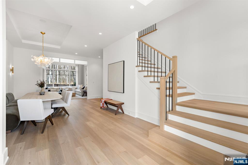 24 Stone Bridge Court