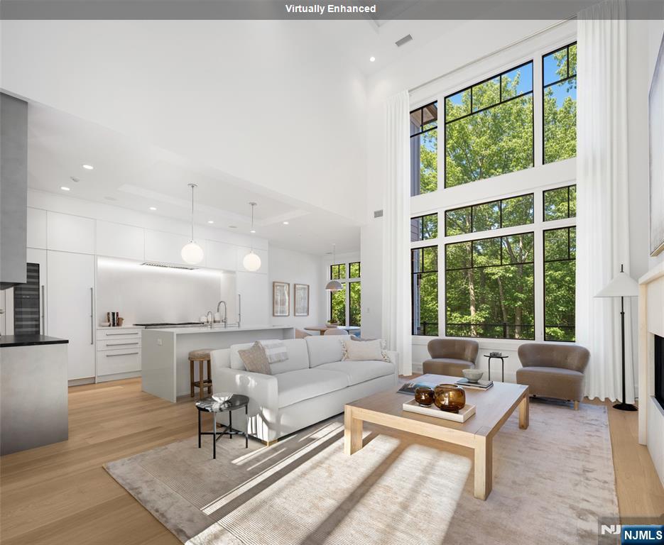 24 Stone Bridge Court