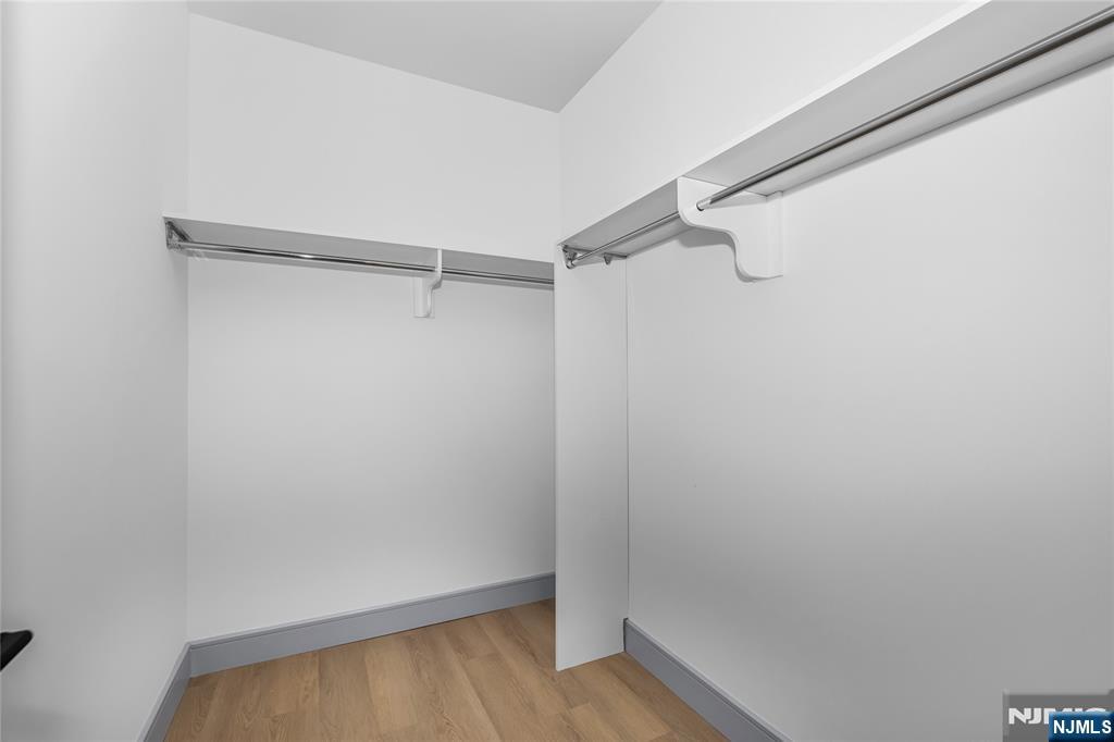 1435 10th Street 208