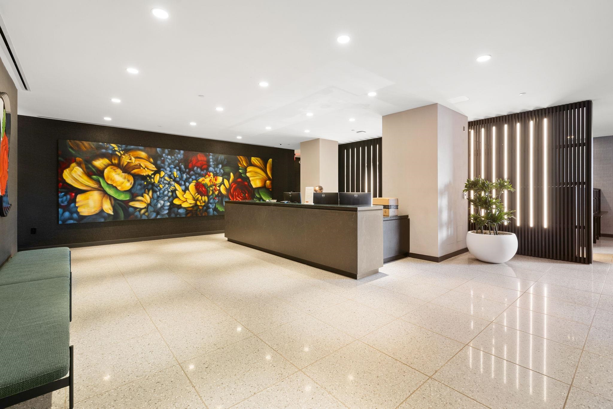 155 BAY ST Unit: 808