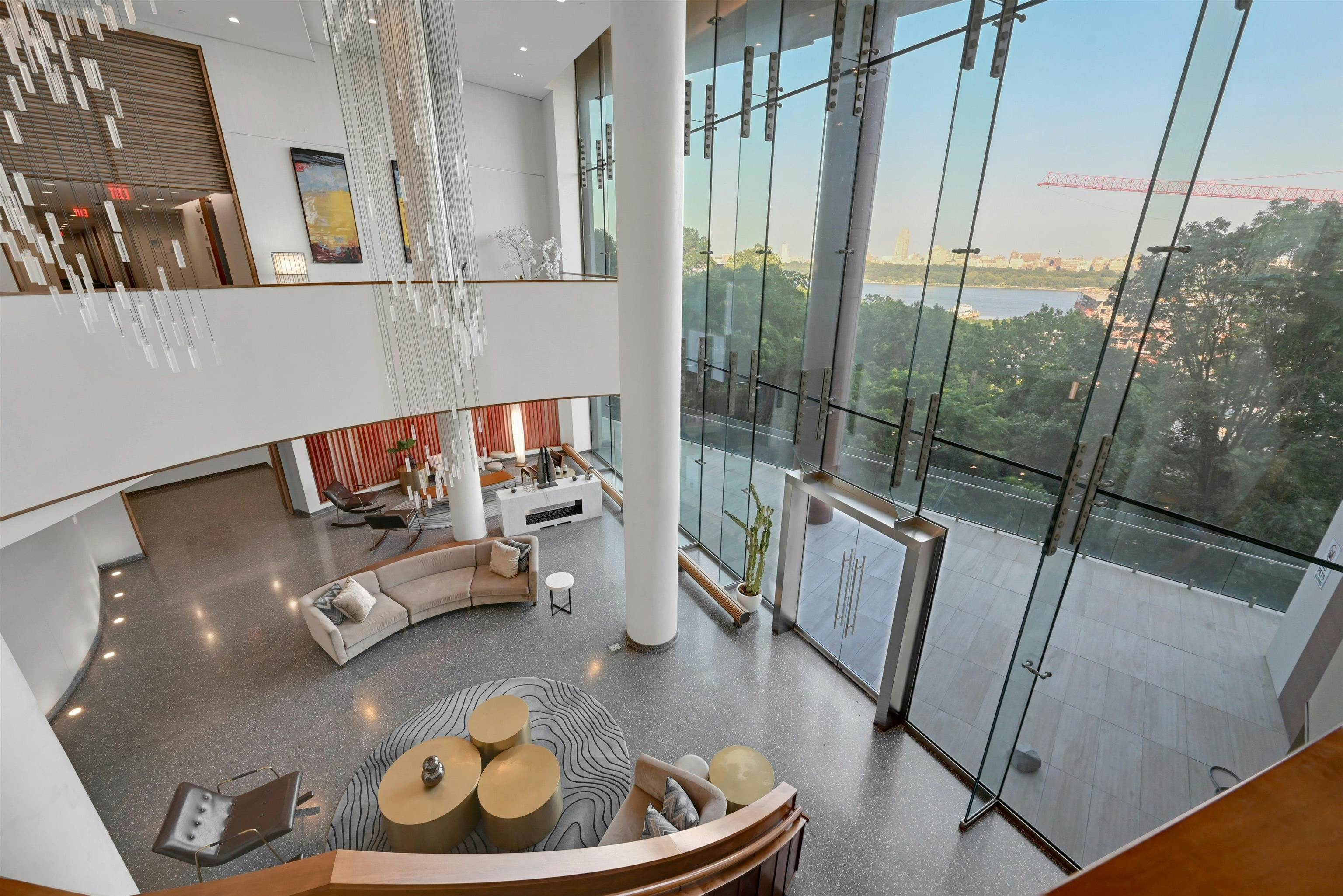 320 ADOLPHUS AVE Unit: 1104