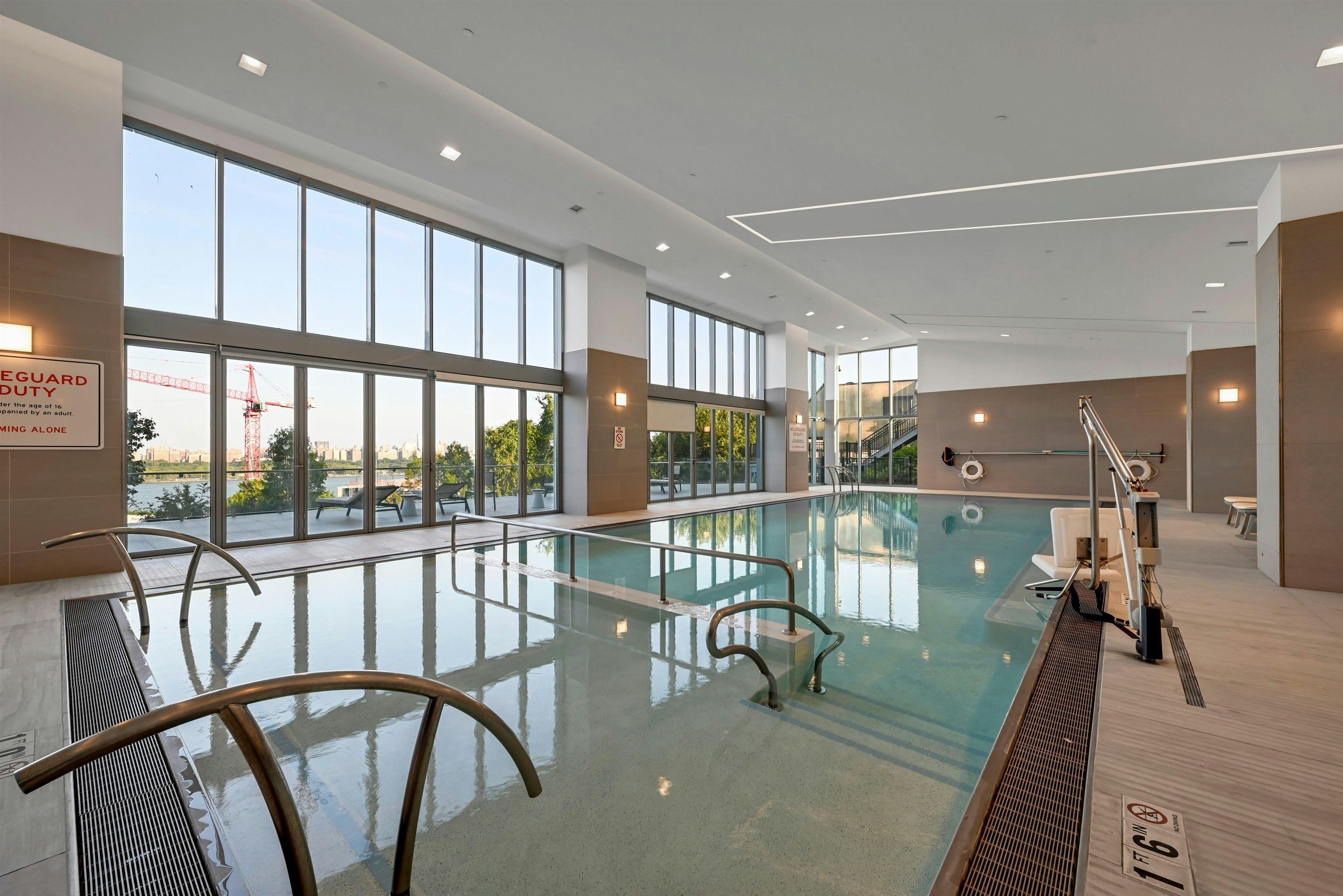 320 ADOLPHUS AVE Unit: 1104