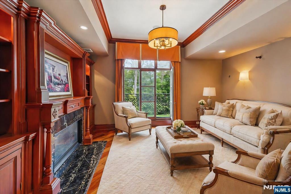 47 Fox Hedge Road