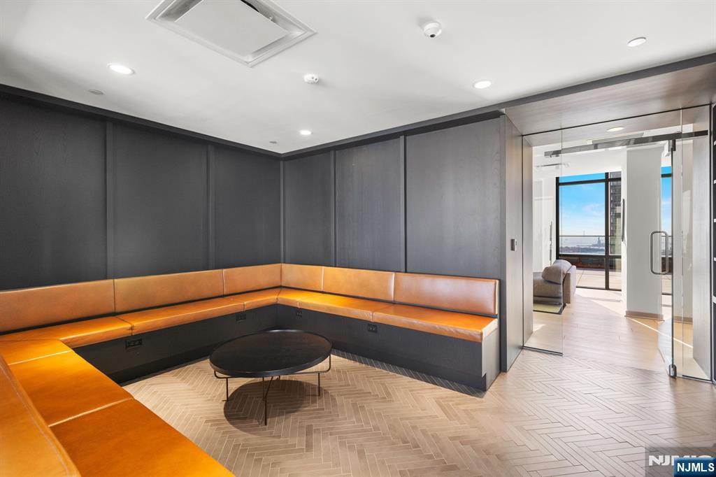 155 Bay Street 808