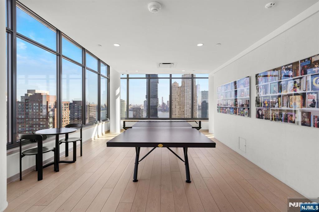 155 Bay Street 808