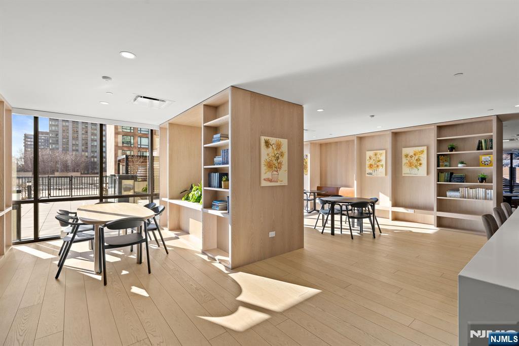155 Bay Street 808