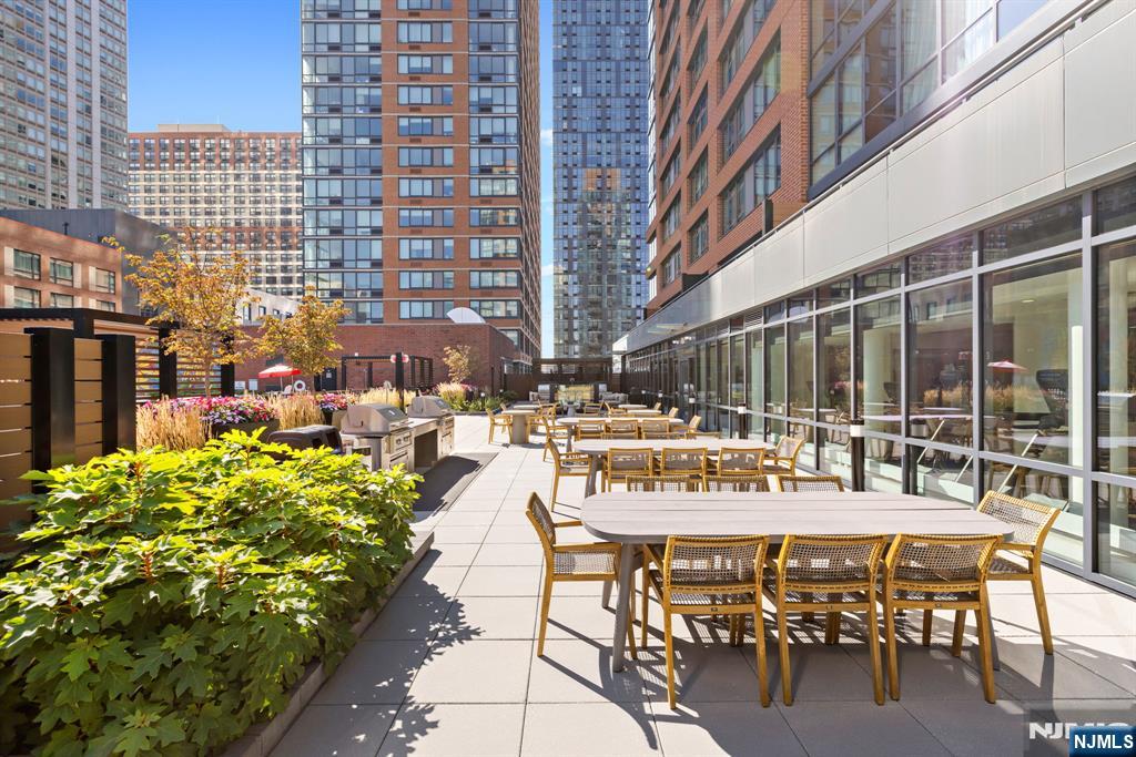 155 Bay Street 808