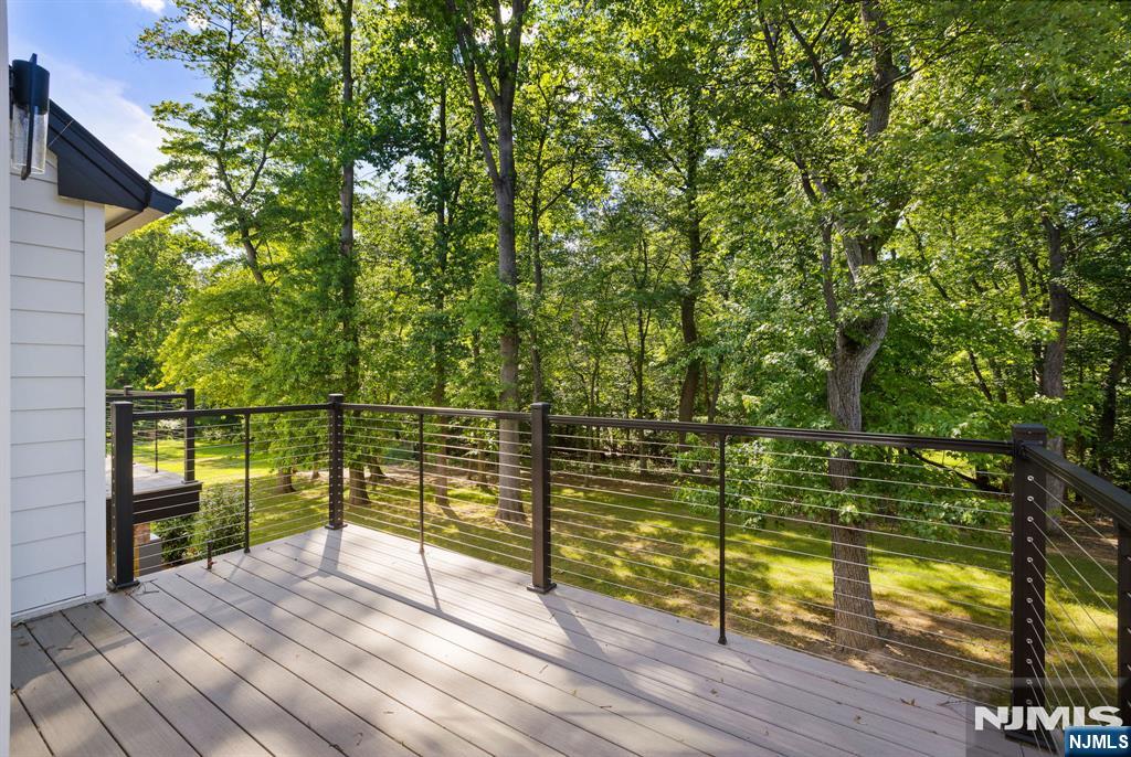 2 Stone Bridge Court
