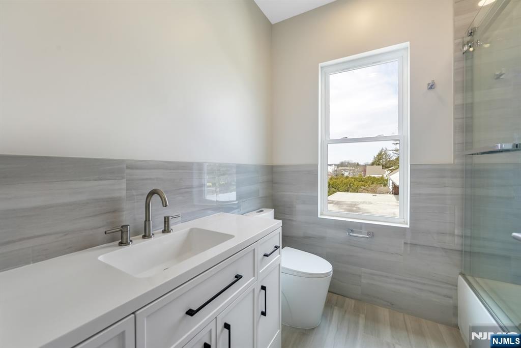224 Kinderkamack Road UNIT A