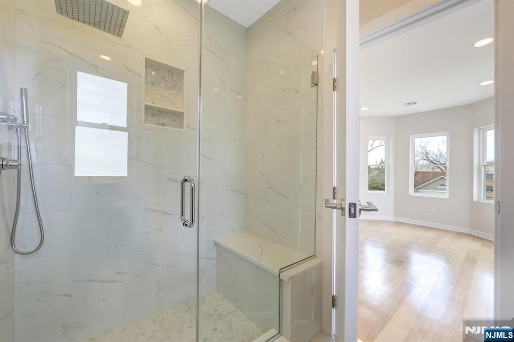 224 Kinderkamack Road UNIT A