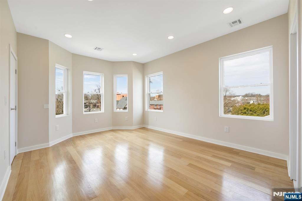 224 Kinderkamack Road UNIT A