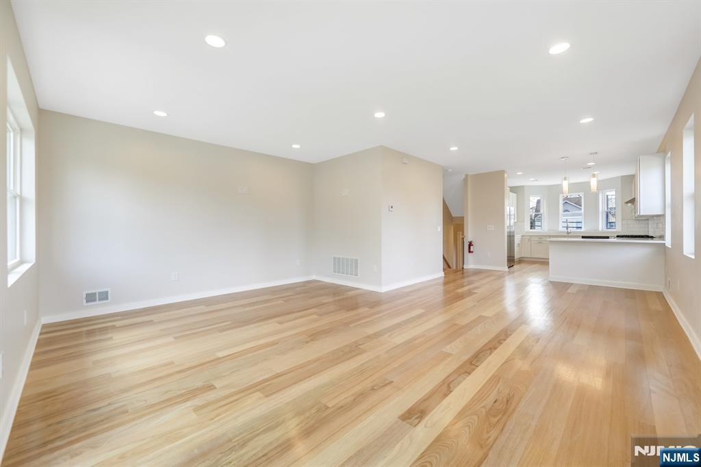 224 Kinderkamack Road UNIT A