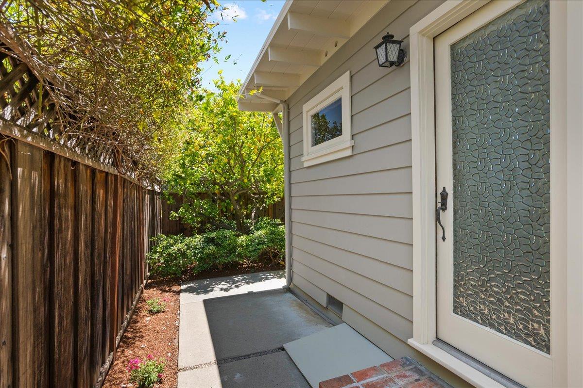 241 Addison AVE