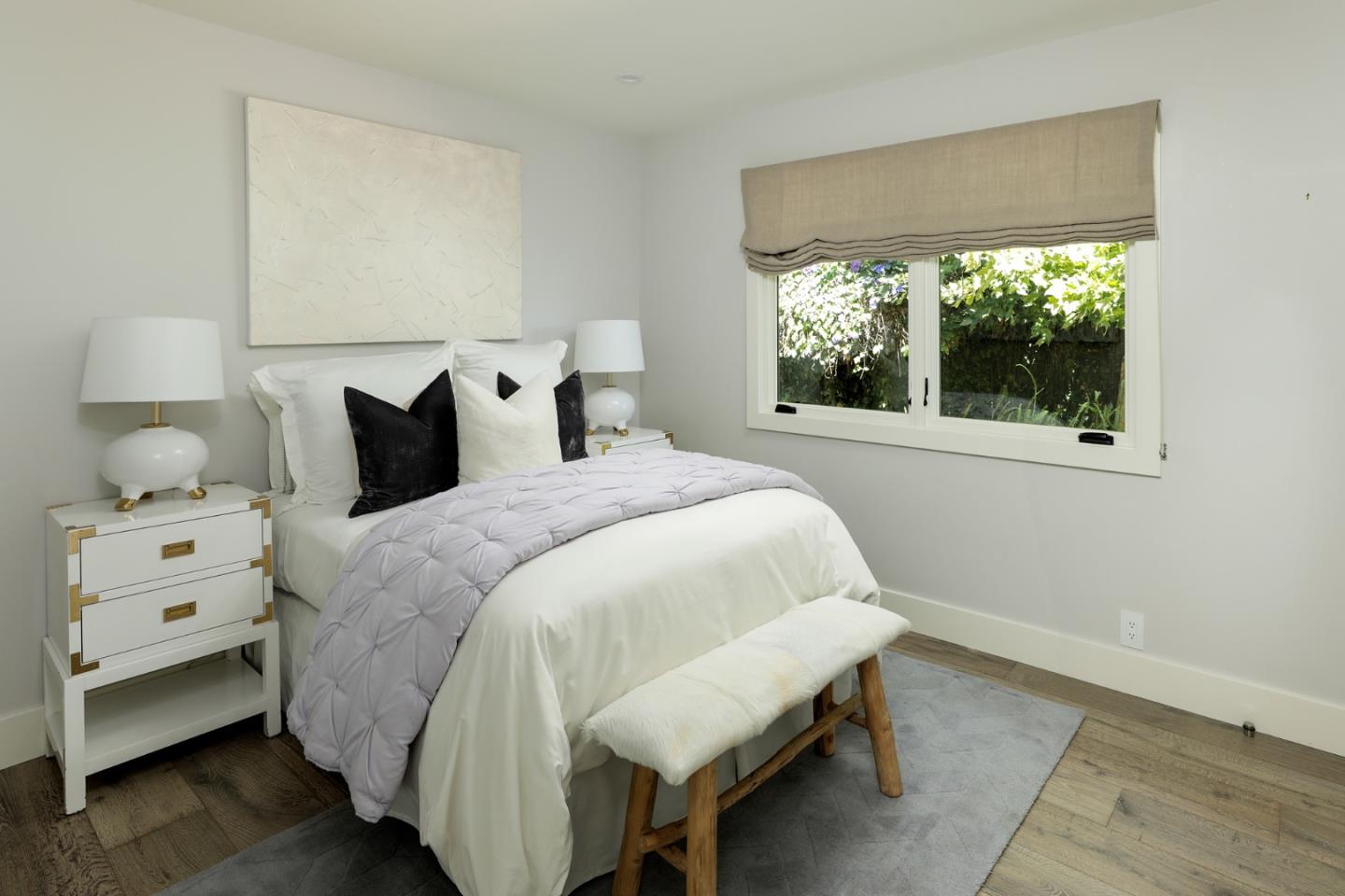 1289 Woodland AVE