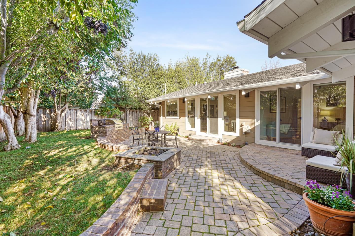 3324 Saint Michael DR