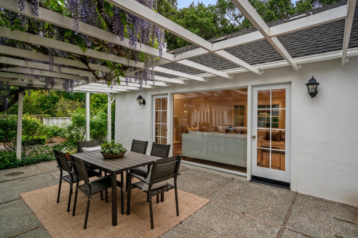 37 Lupin LN