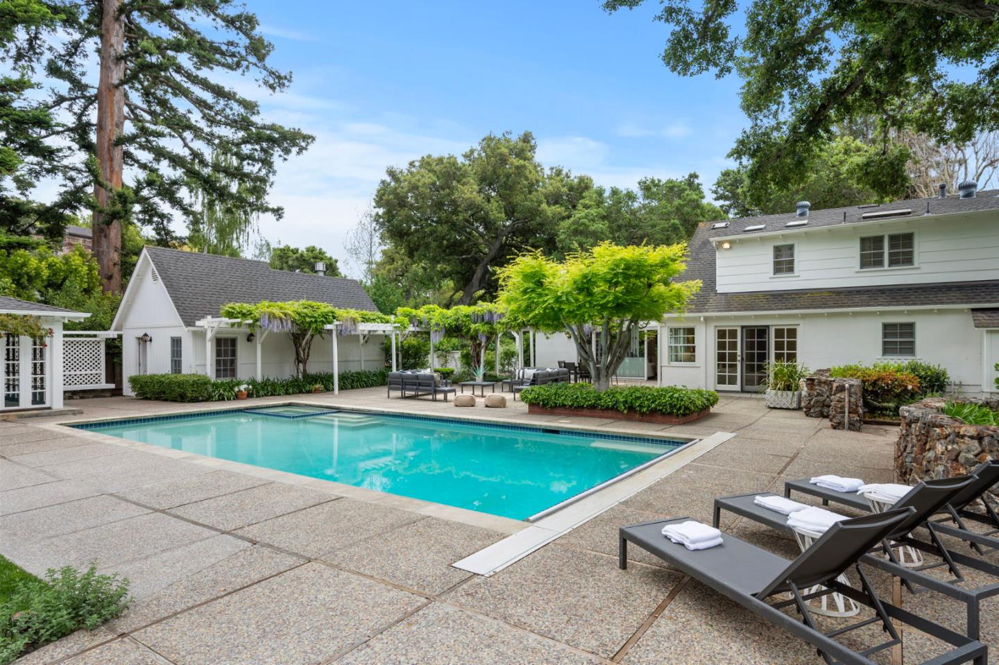 37 Lupin LN