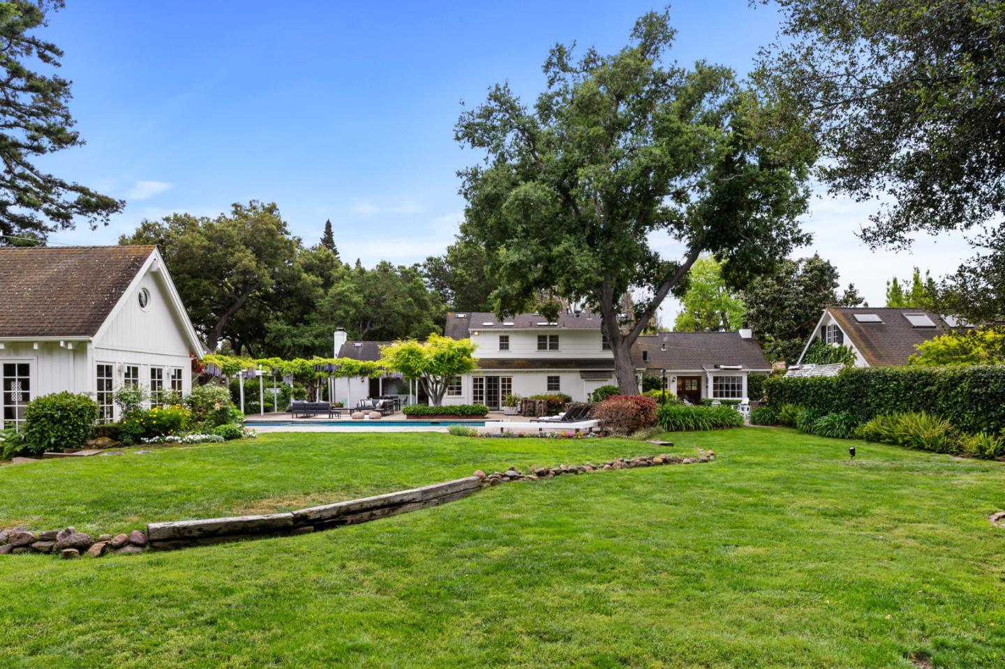 37 Lupin LN