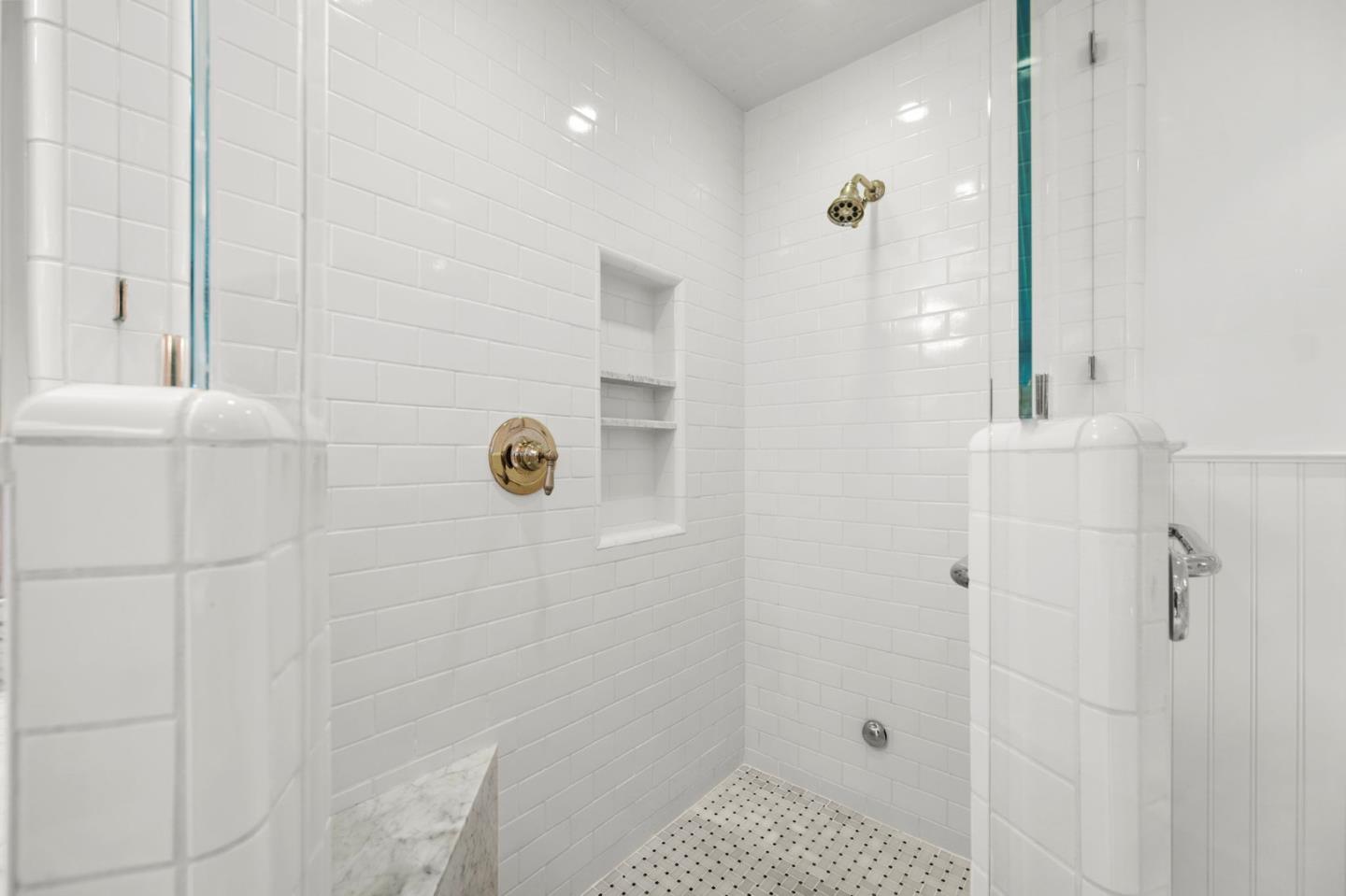 37 Lupin LN