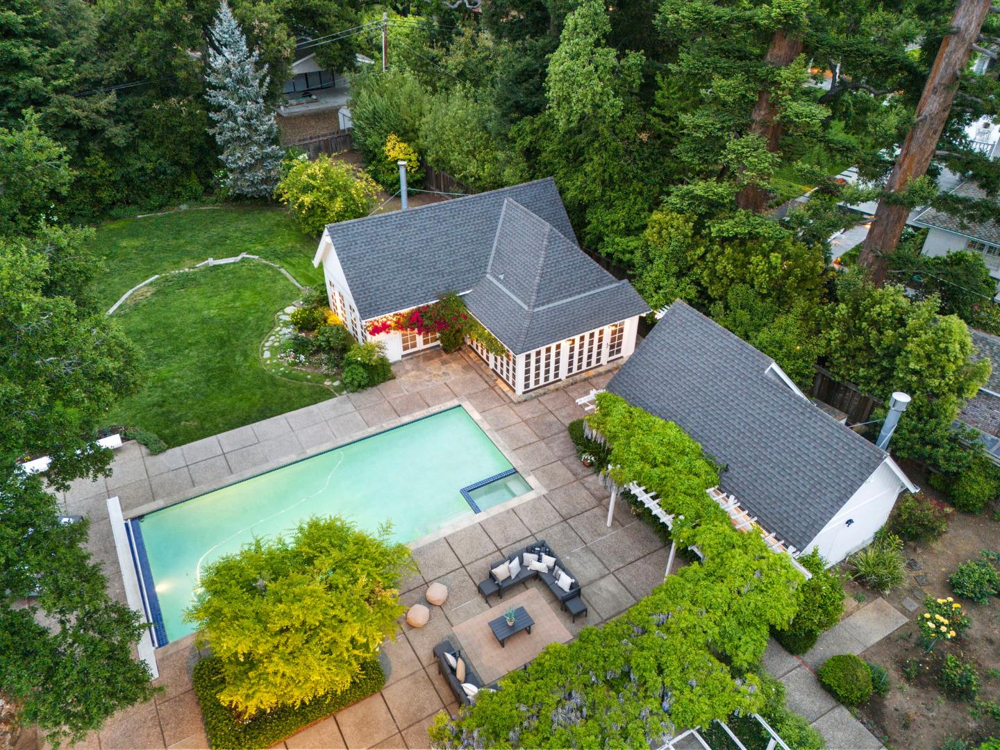 37 Lupin LN