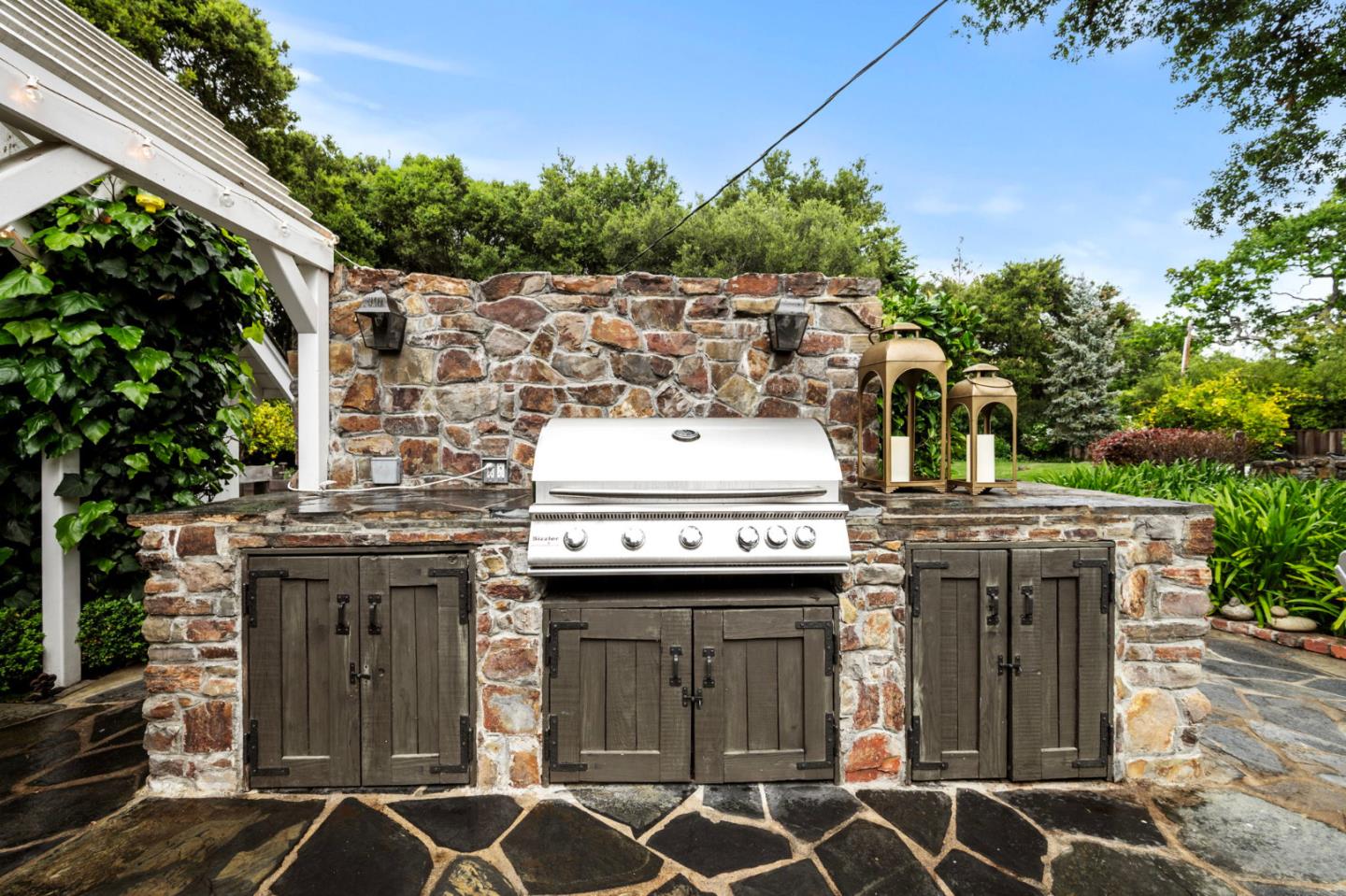 37 Lupin LN