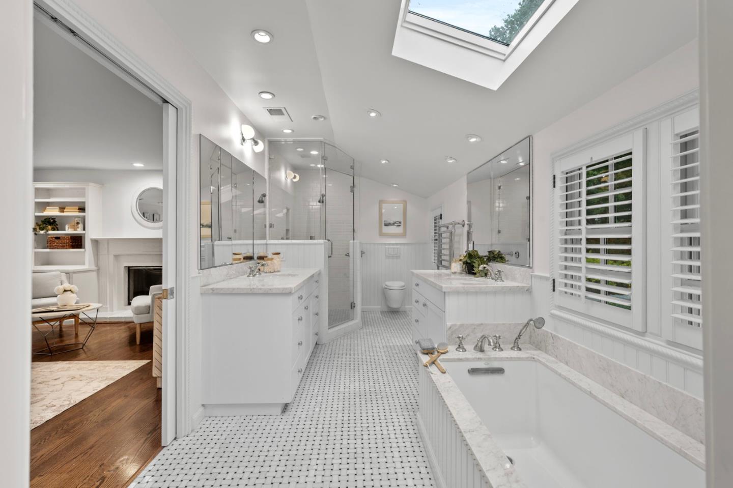 37 Lupin LN