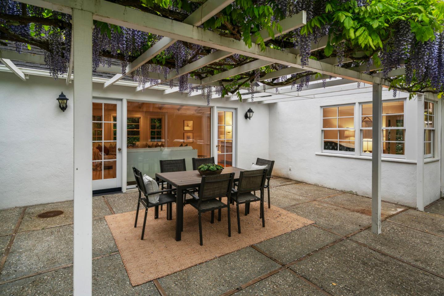 37 Lupin LN