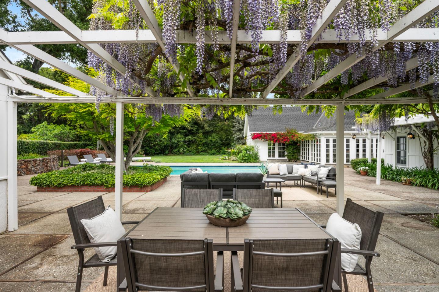 37 Lupin LN