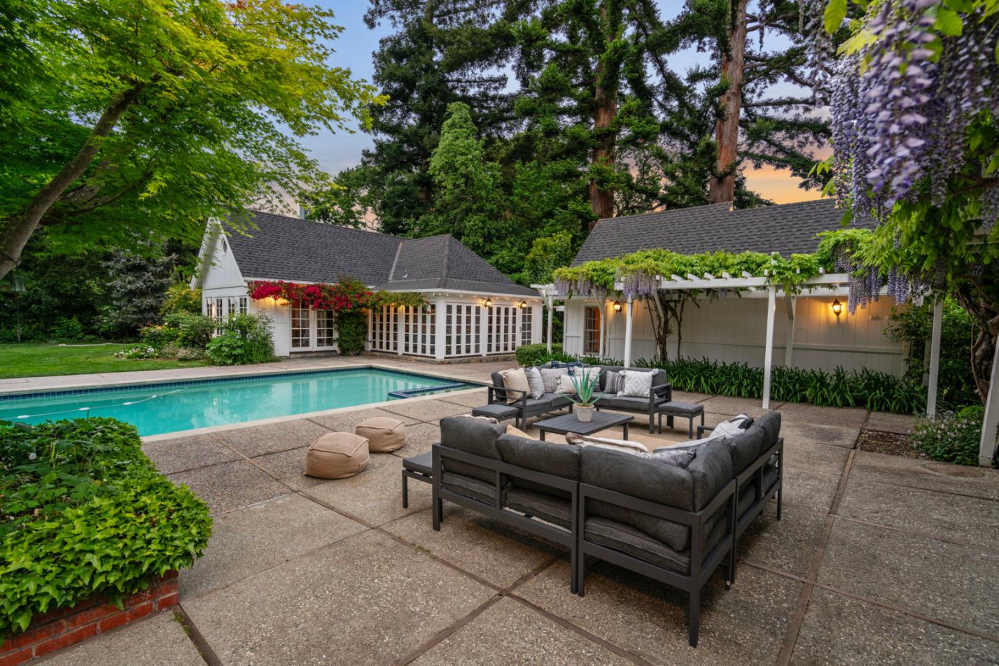 37 Lupin LN