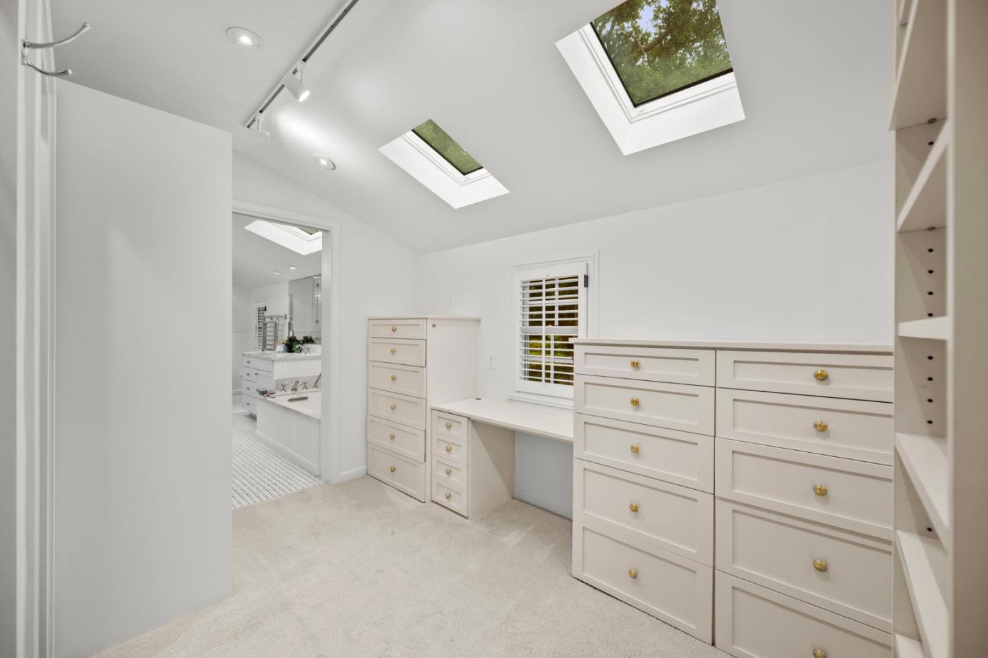 37 Lupin LN