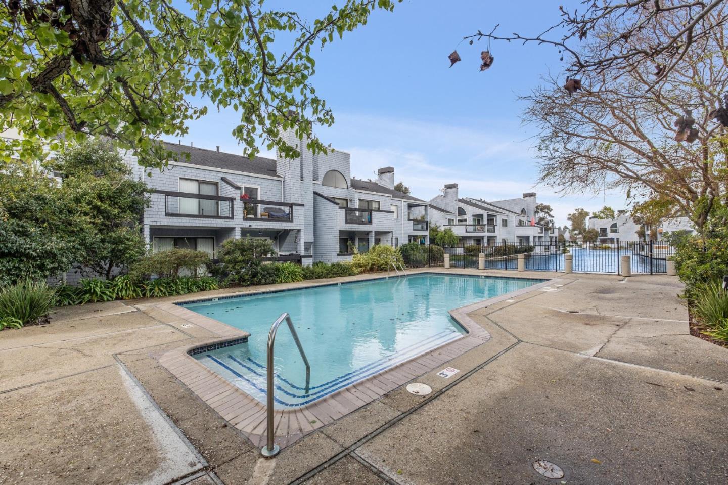 18 Cape Hatteras Court