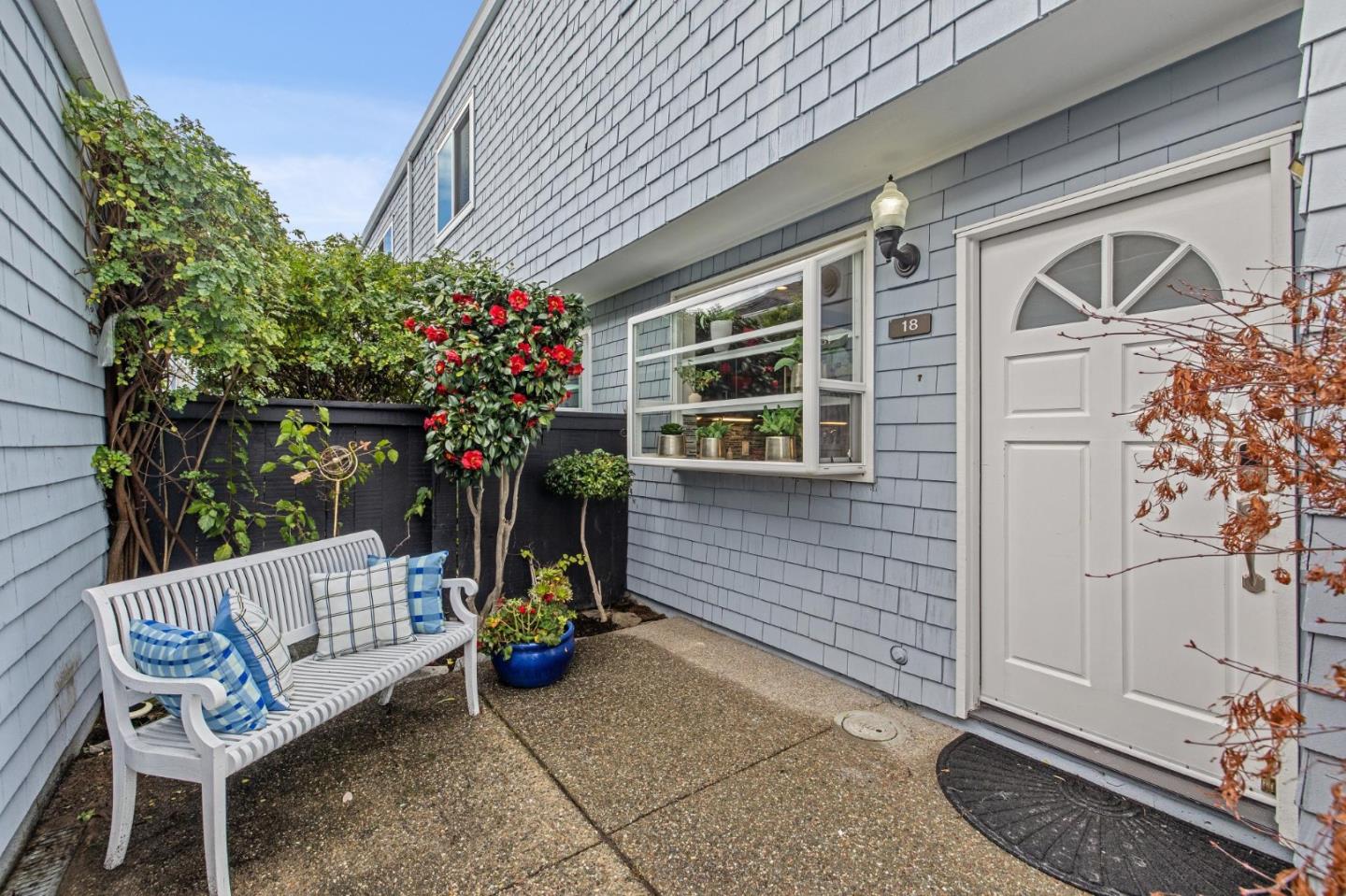 18 Cape Hatteras Court