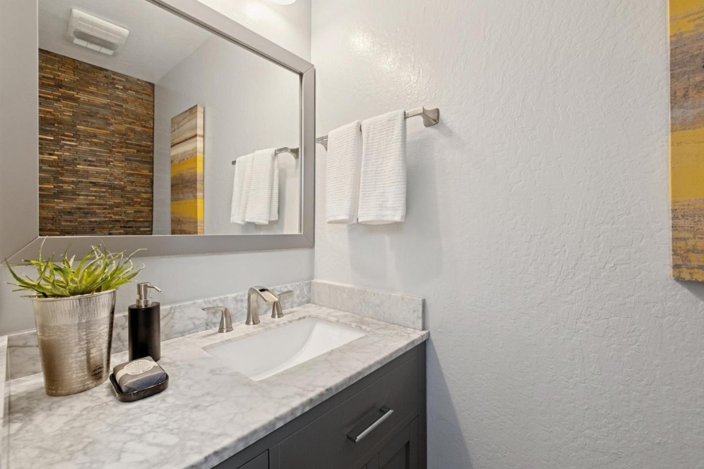 18 Cape Hatteras Court