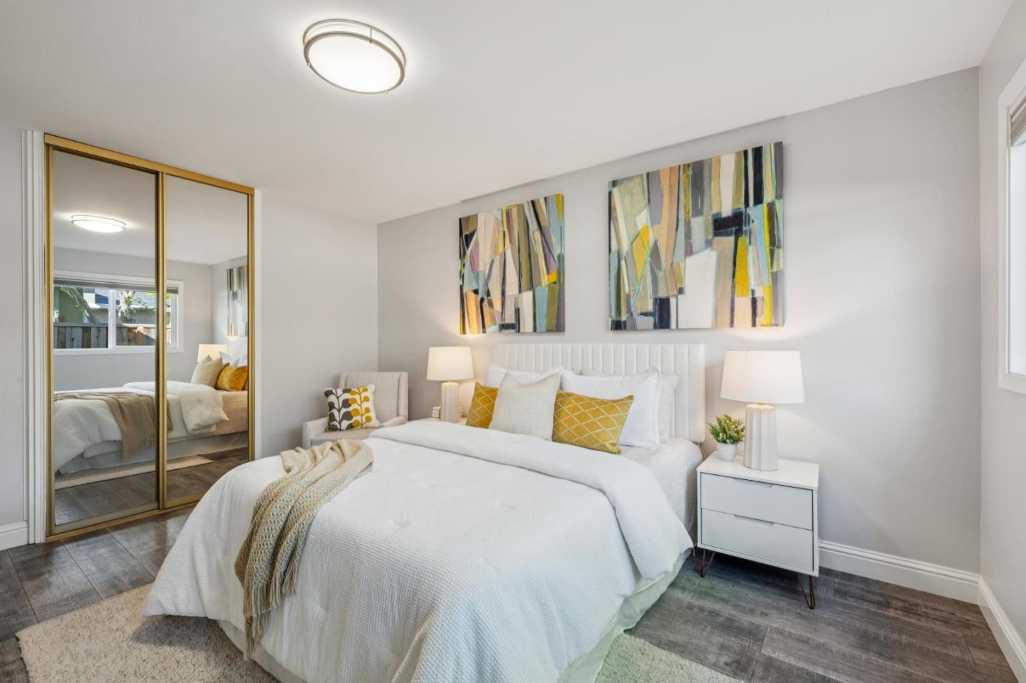 2825 Washington Avenue