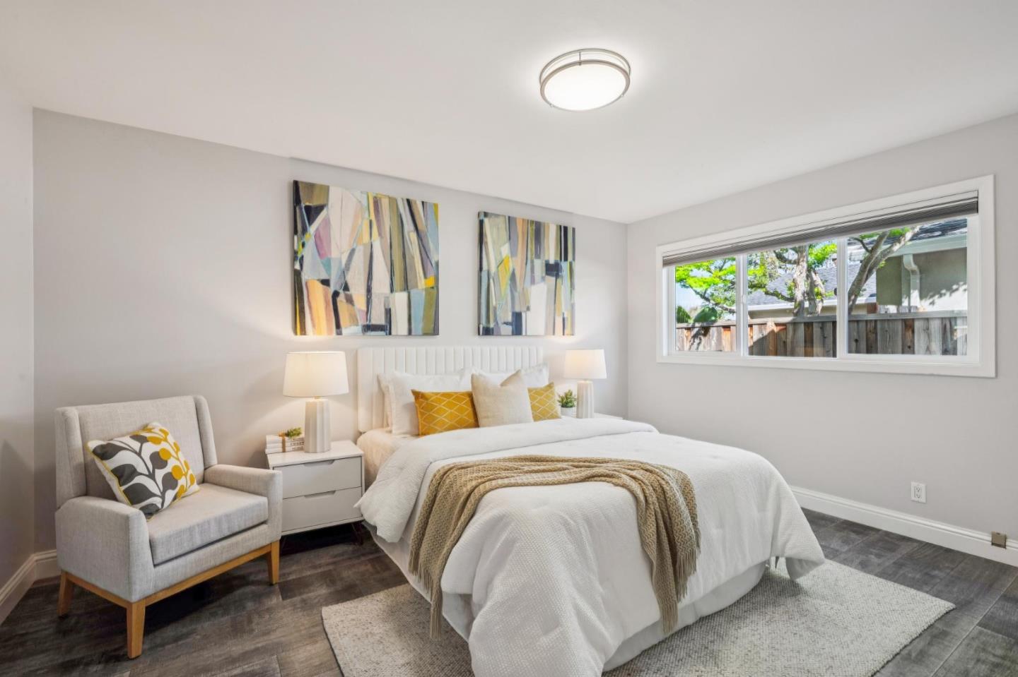 2825 Washington Avenue