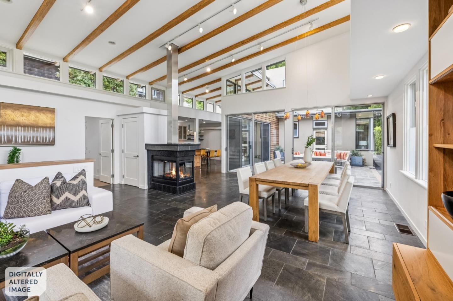 839 Melville Avenue