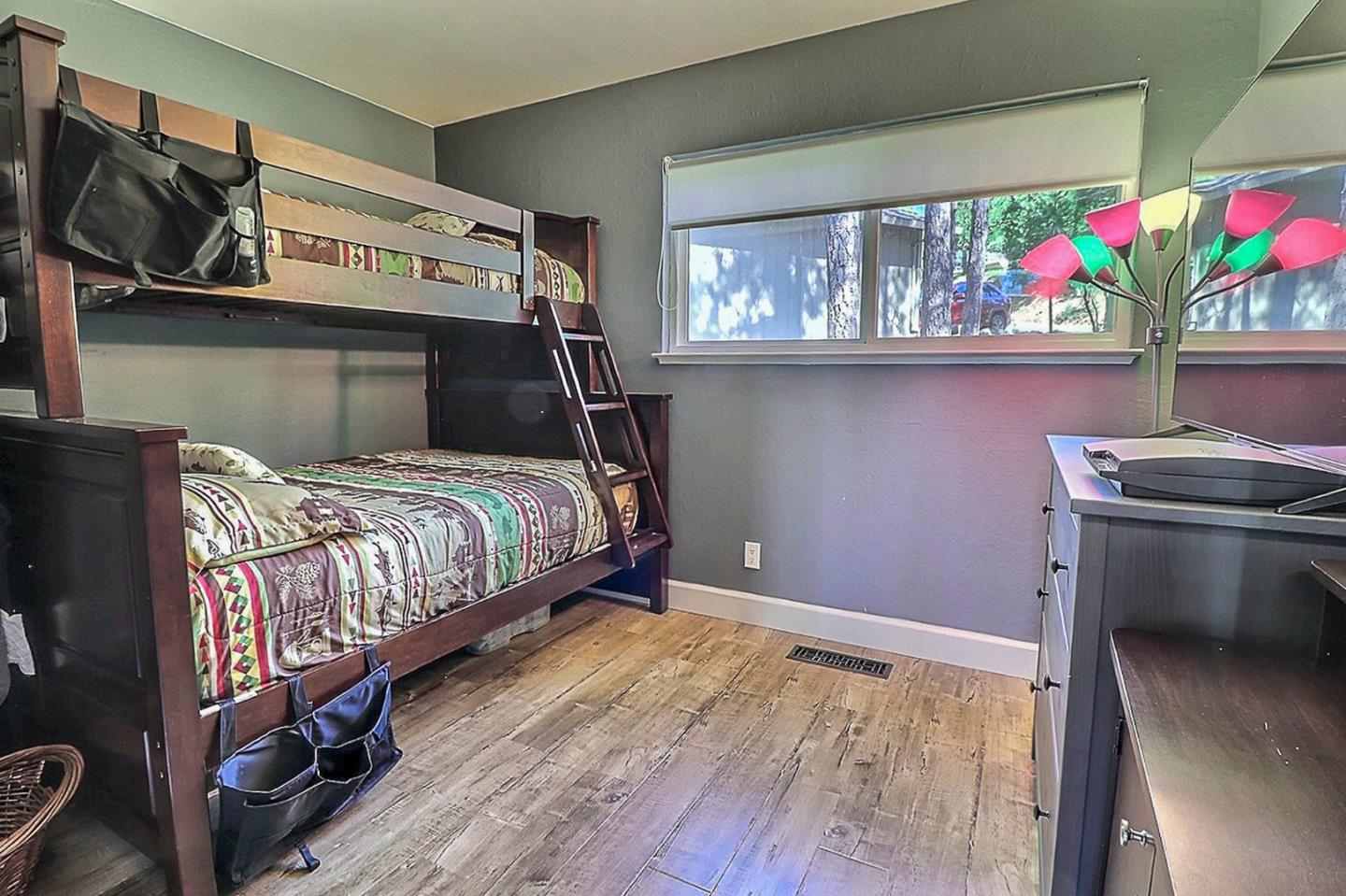 20135 Pine Mountain Drive