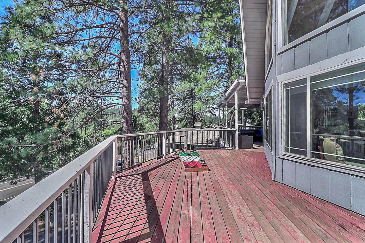 20135 Pine Mountain Drive