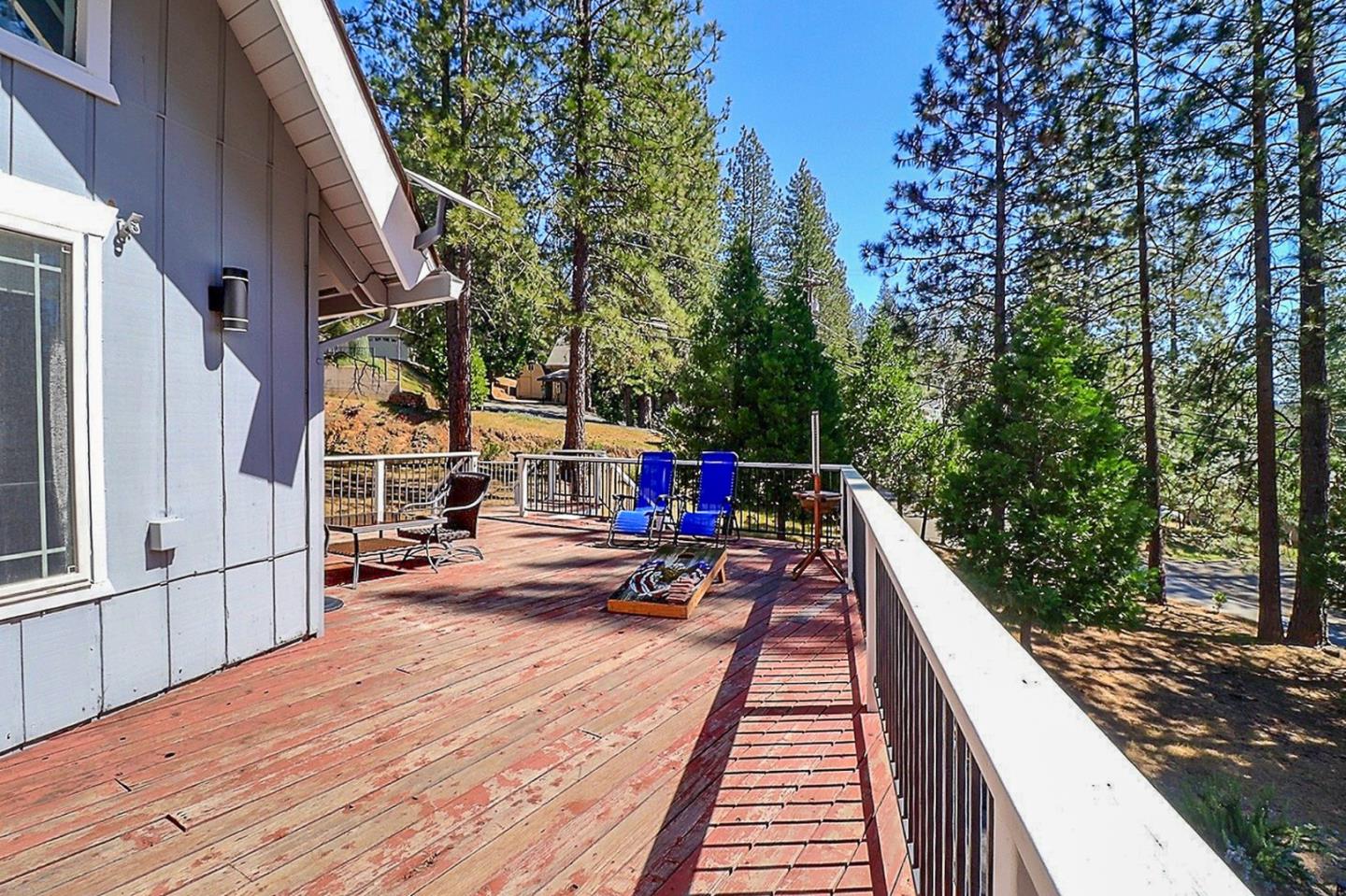 20135 Pine Mountain Drive