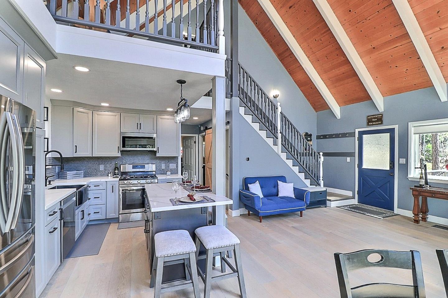 20135 Pine Mountain Drive