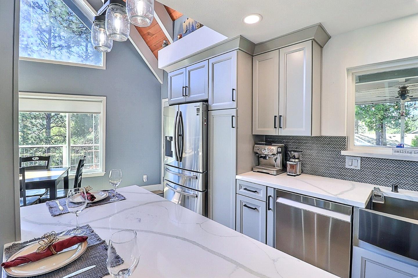20135 Pine Mountain Drive