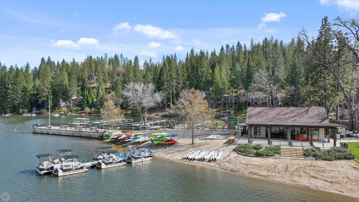 20135 Pine Mountain Drive
