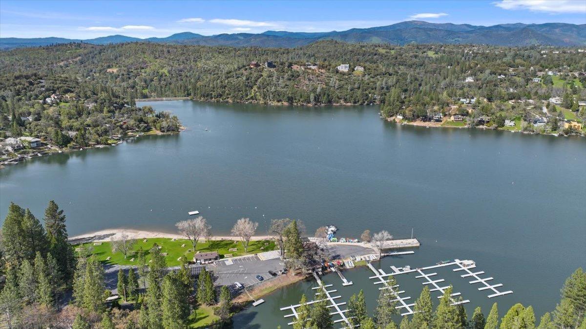 20135 Pine Mountain Drive