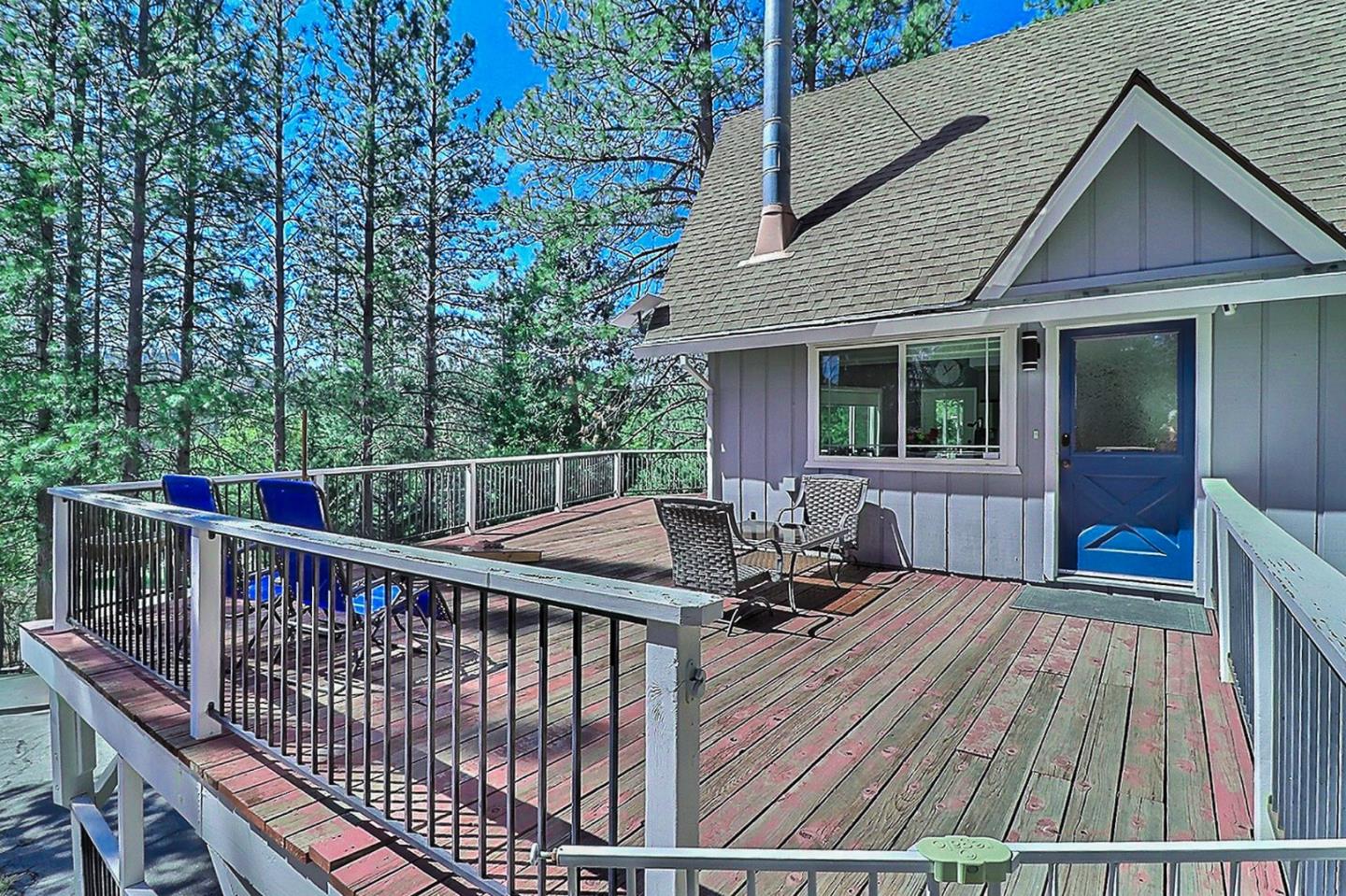 20135 Pine Mountain Drive