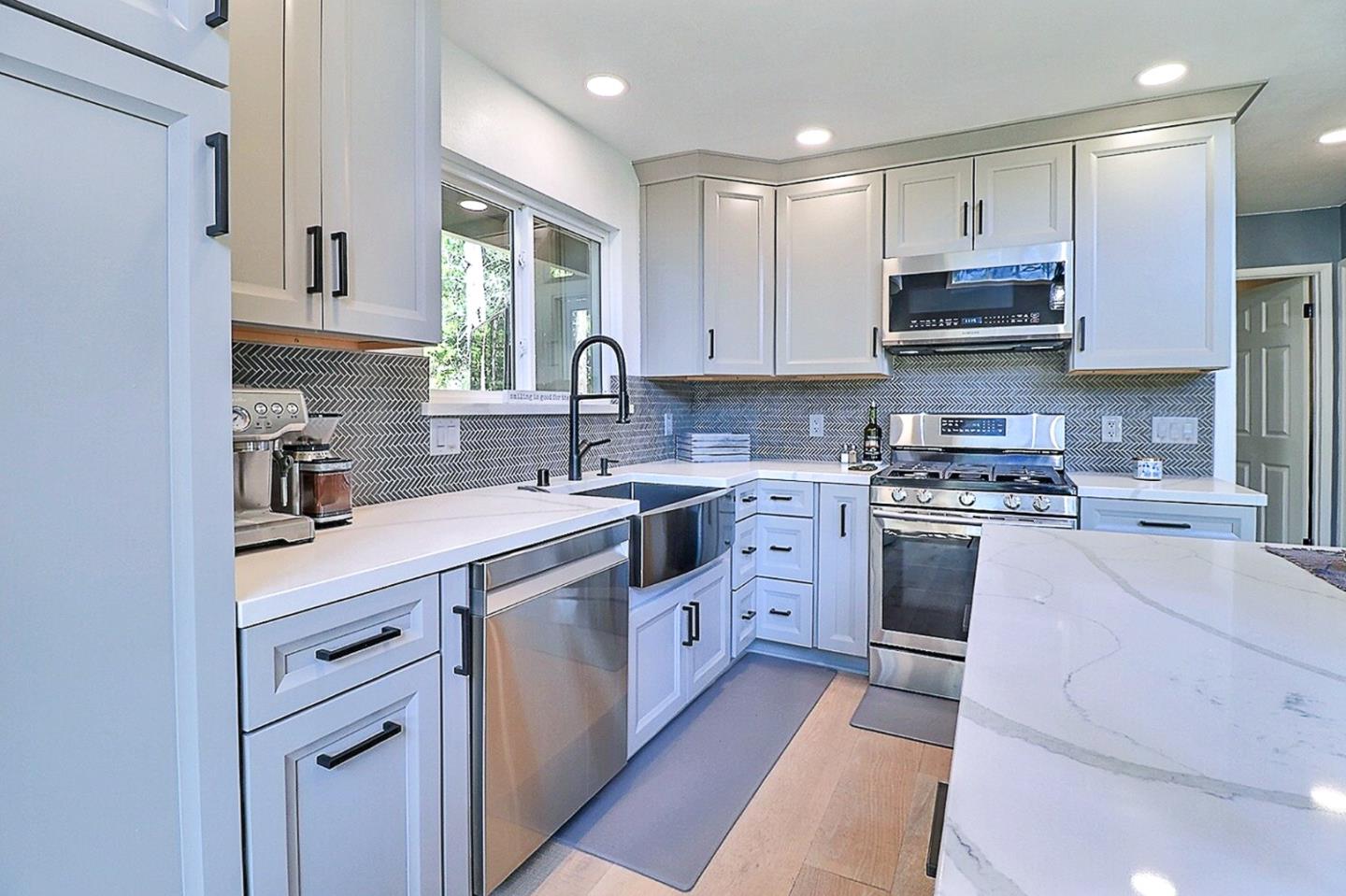 20135 Pine Mountain Drive