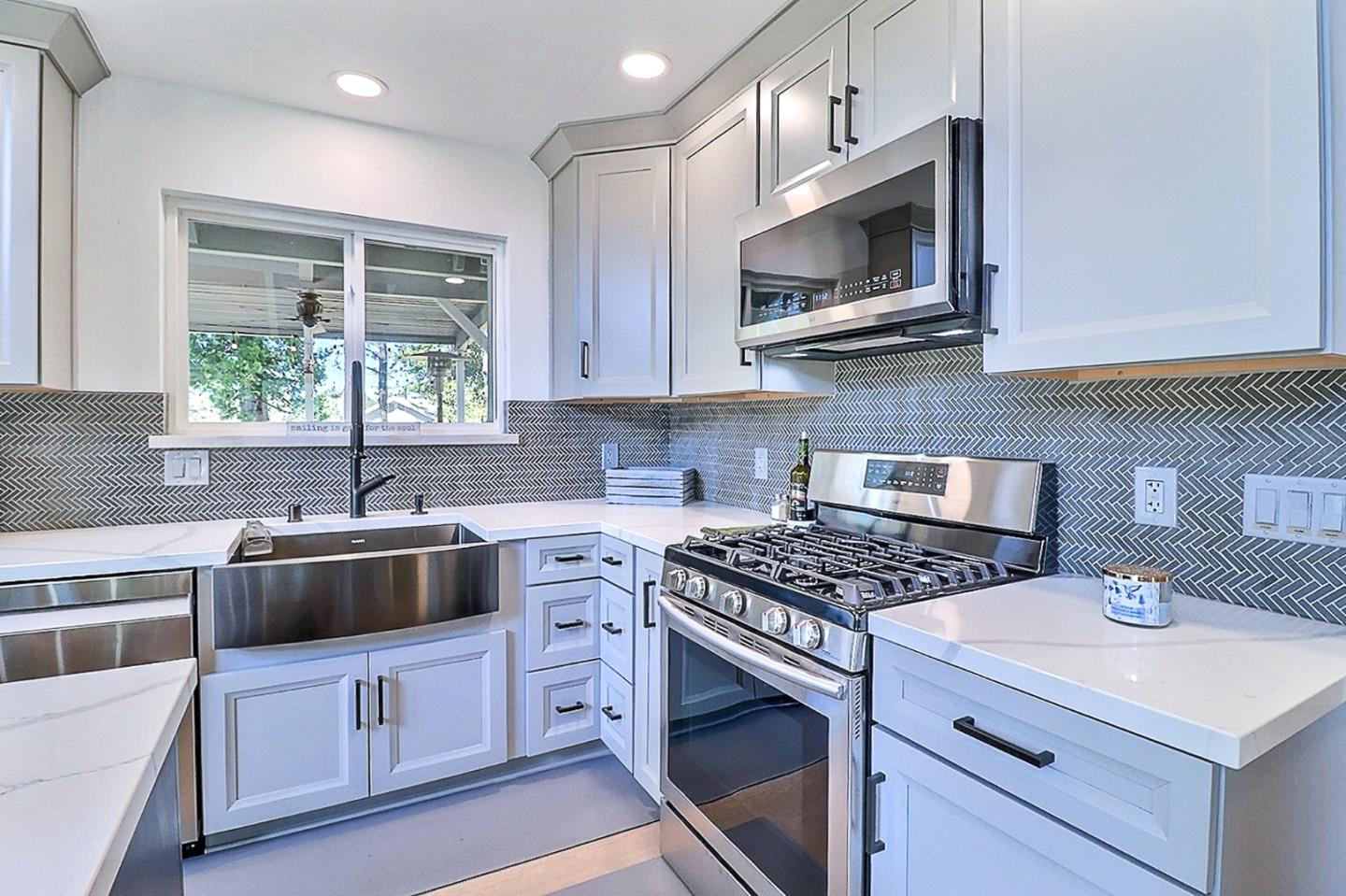 20135 Pine Mountain Drive