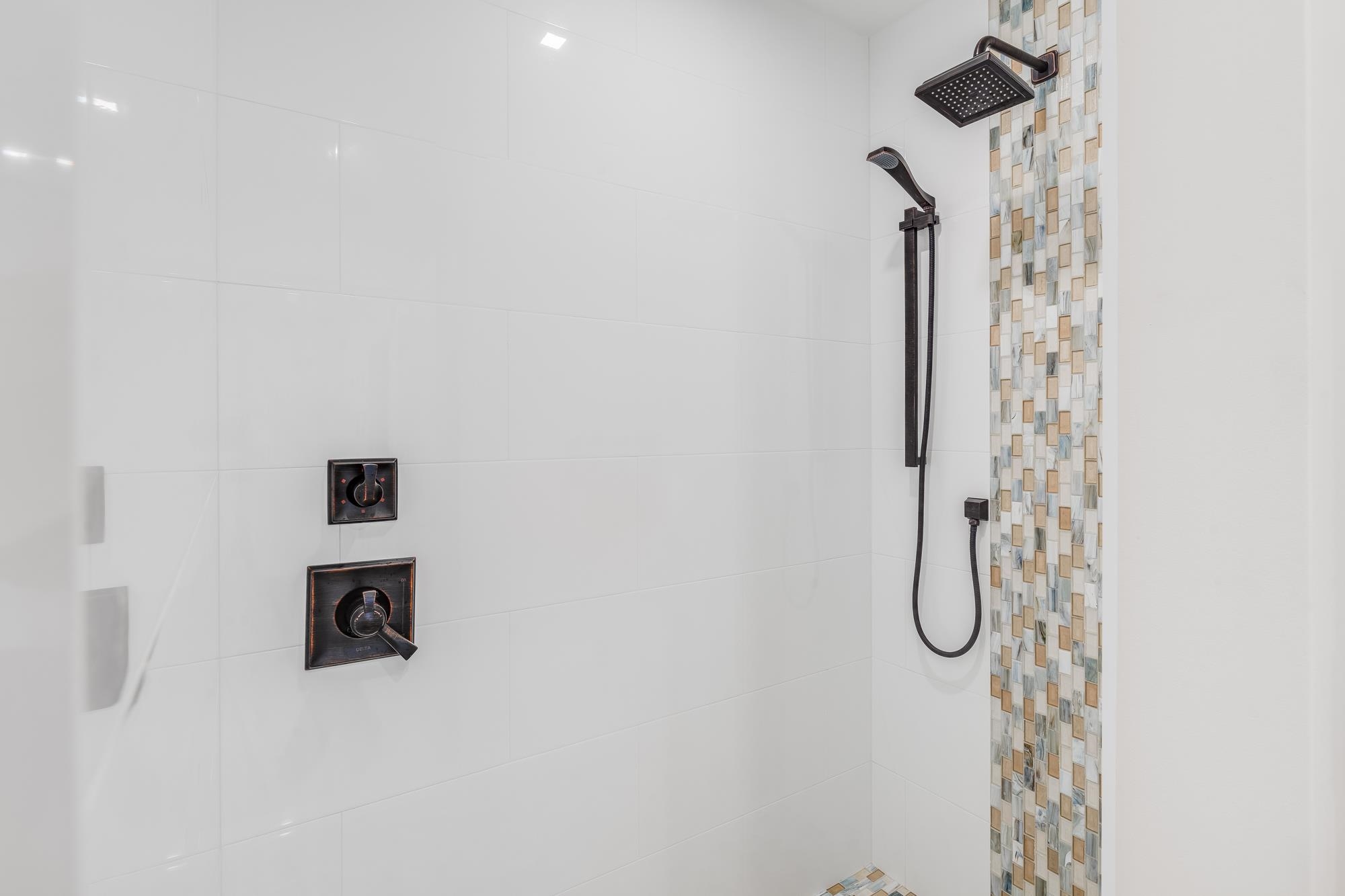 100 Ridge Rd Unit: 2612