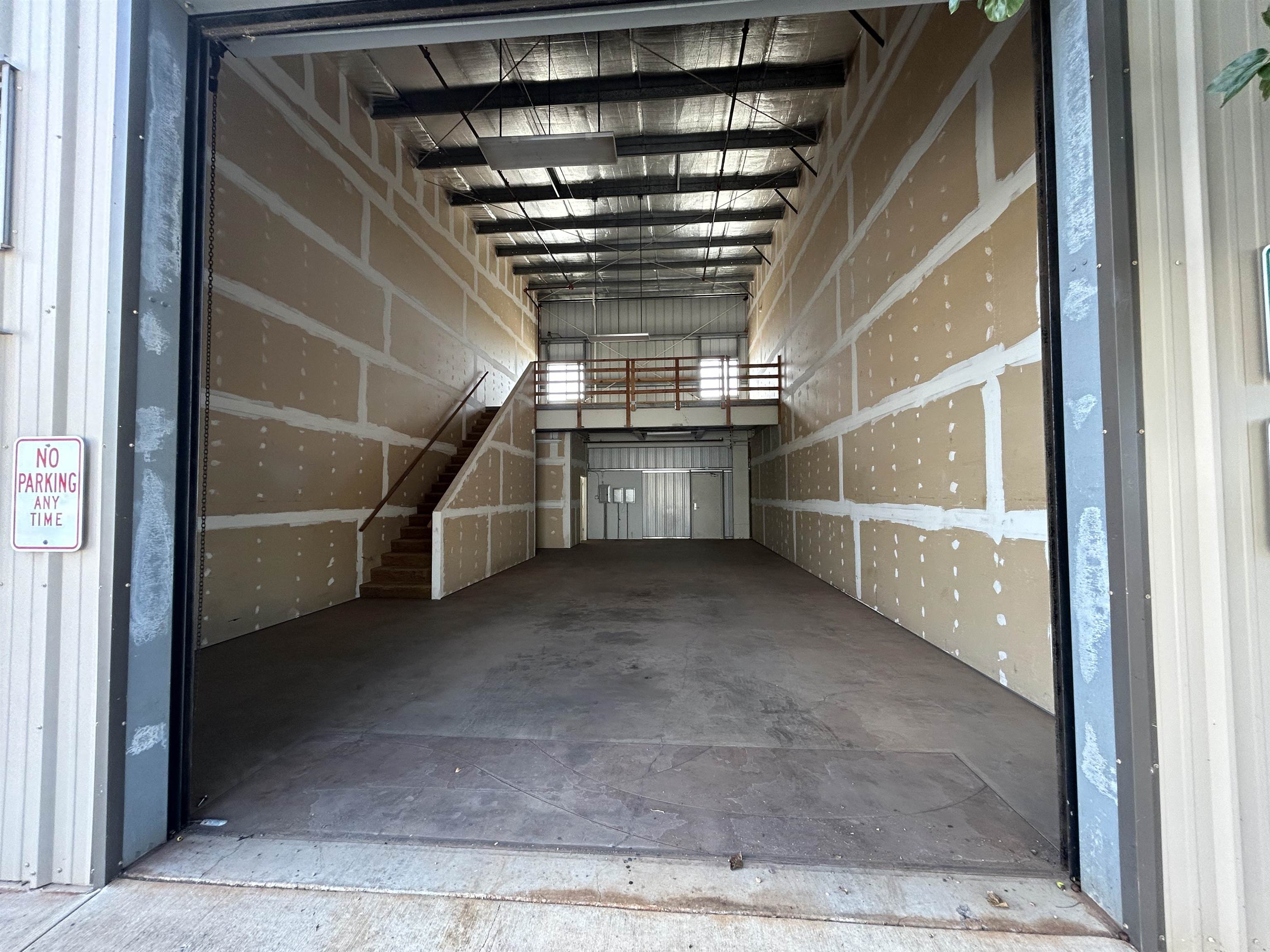 178 Kupuohi St Unit: B106